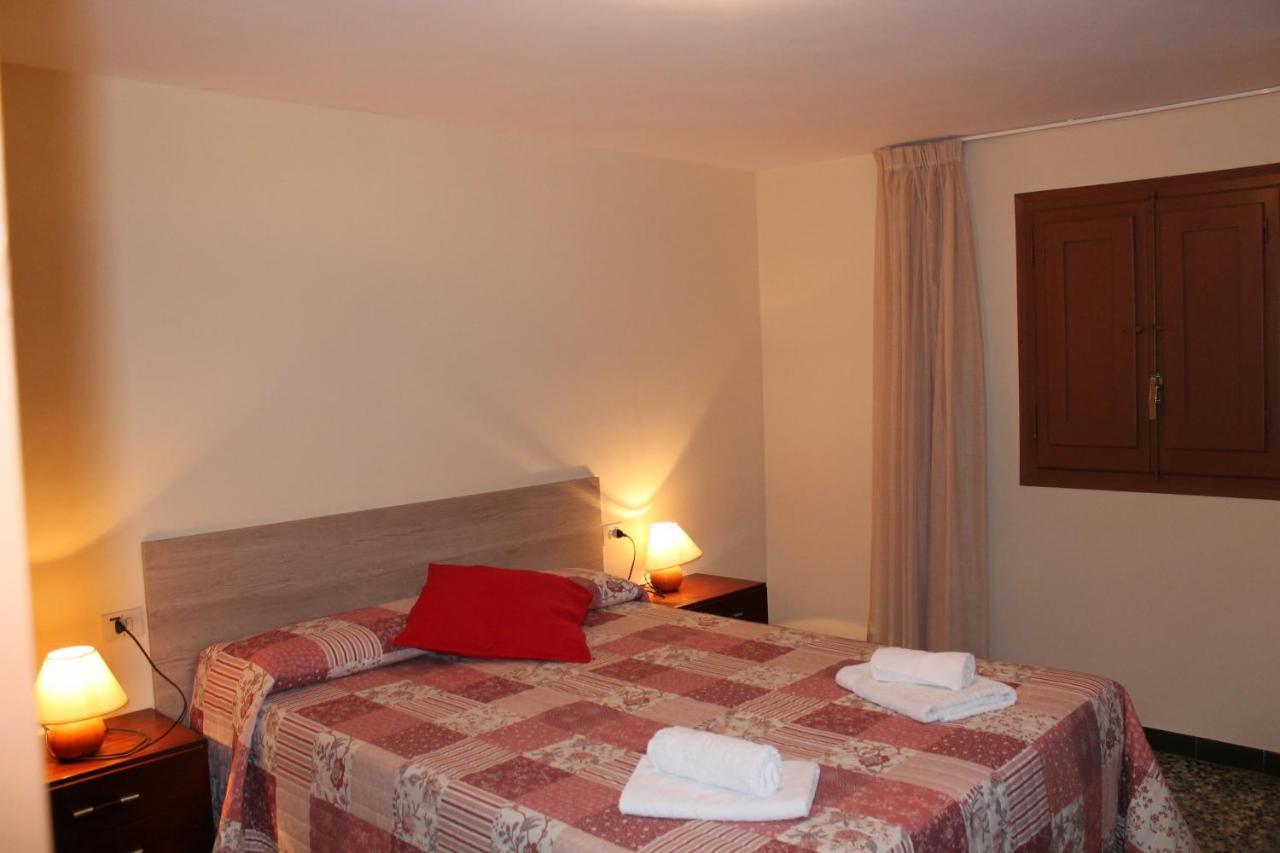 Apartaments Turistics Vilaro Llorts Kültér fotó